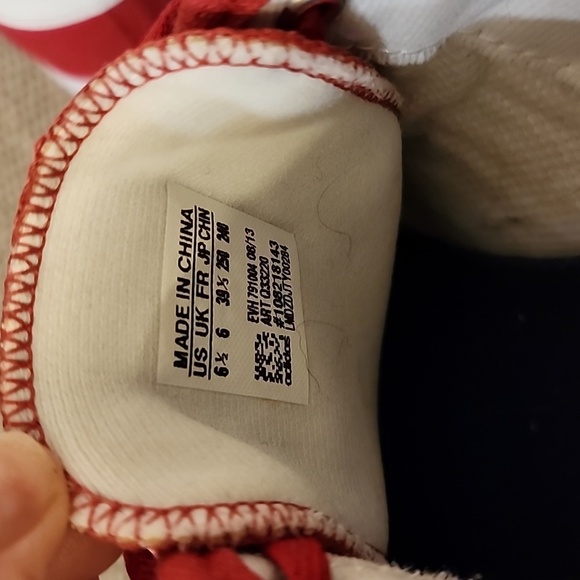 Shoes - Picture 4 of 4